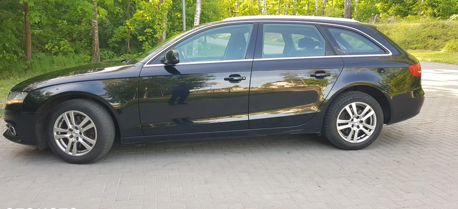 Audi A4 cena 29900 przebieg: 259000, rok produkcji 2009 z Przeworsk małe 562